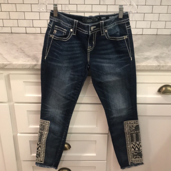 Miss Me Jeans Womens 26 Blue Embroidered Born to Be Boho Ankle Skinny Western - Picture 1 of 12